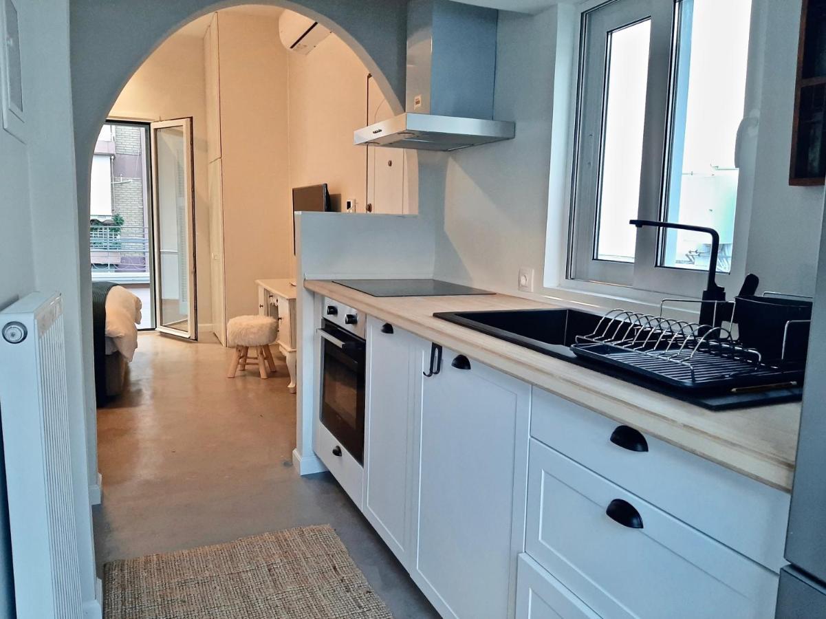 Five Brand New Boutique Apartments Central Athena Bagian luar foto
