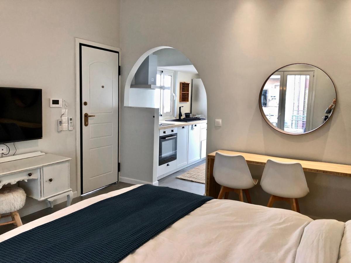 Five Brand New Boutique Apartments Central Athena Bagian luar foto