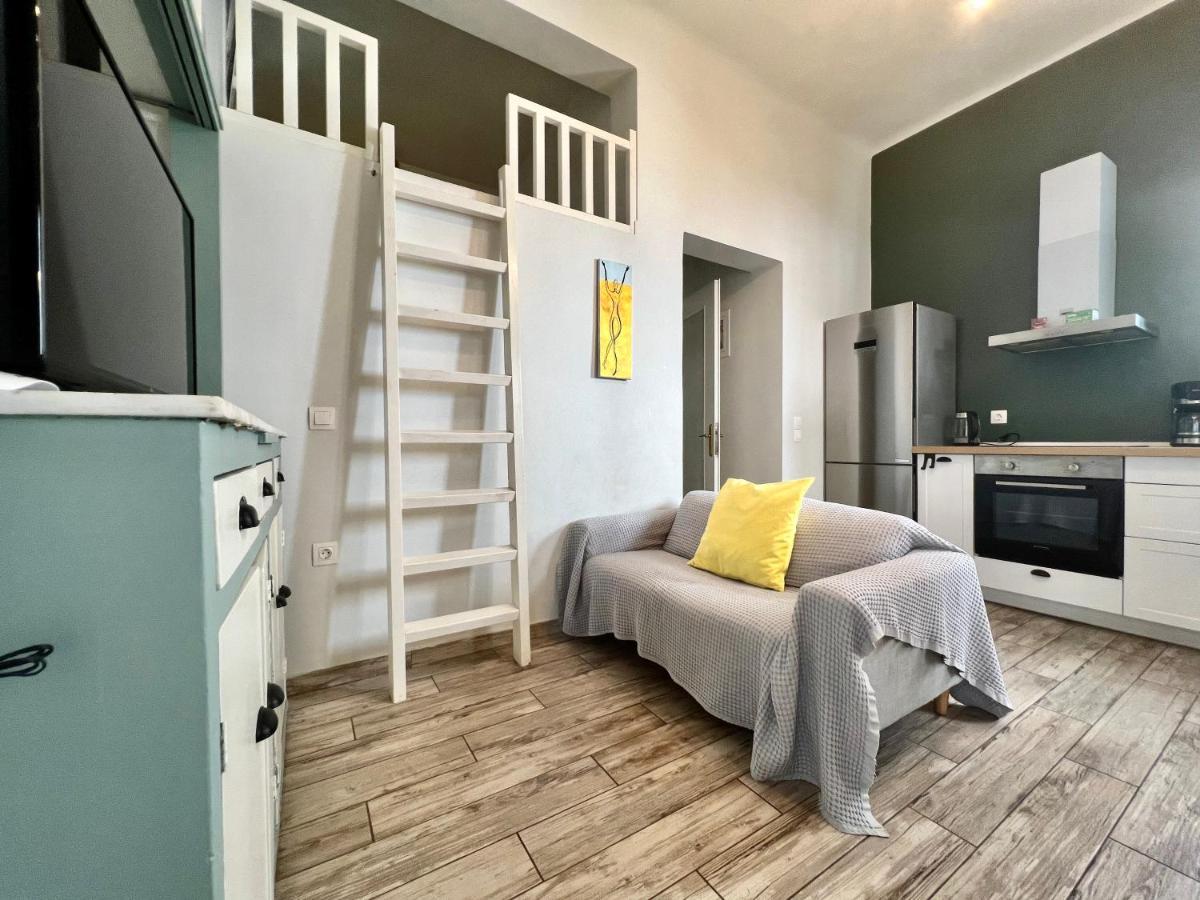 Five Brand New Boutique Apartments Central Athena Bagian luar foto